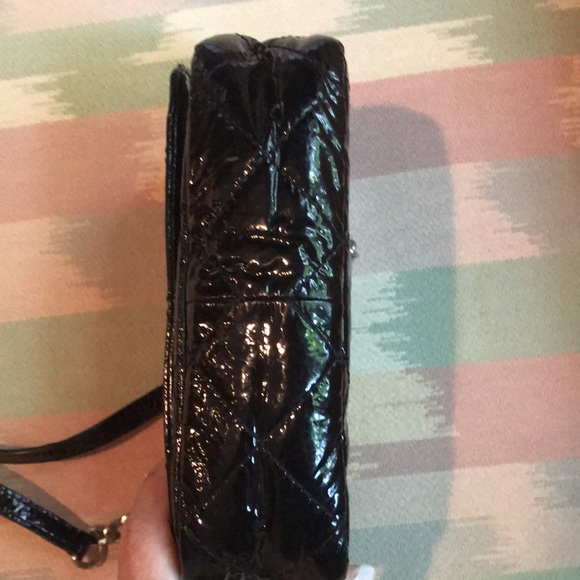 Michael Kors patent leather quilted crossbody bag - Picture 15 of 16